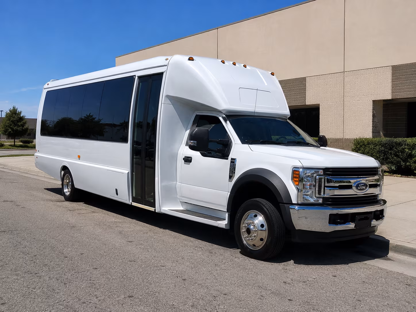 buses for outdoor education and canyon field trips near west jordan