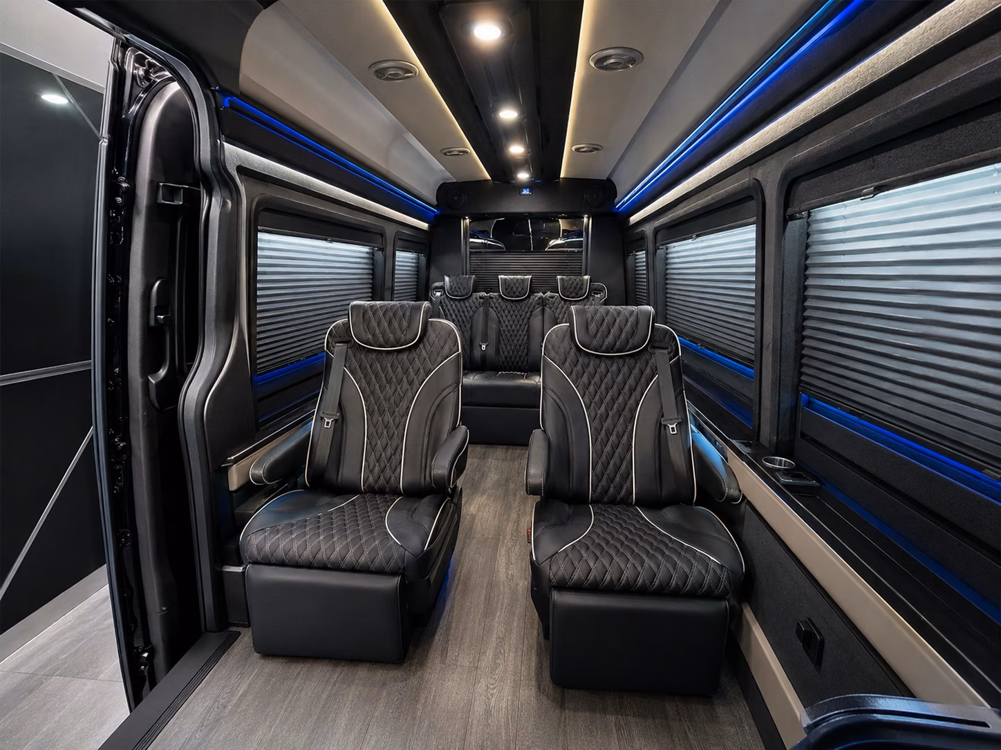 group hotel shuttle buses near salt lake city international airport